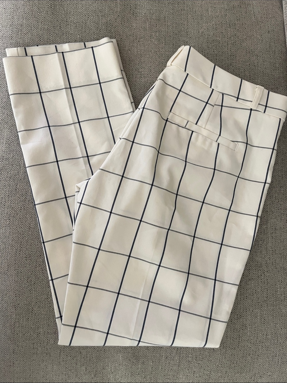 Banana Republic White Navy Windowpane Trousers
